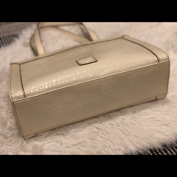 Liz Claiborne purse - Picture 5 of 8